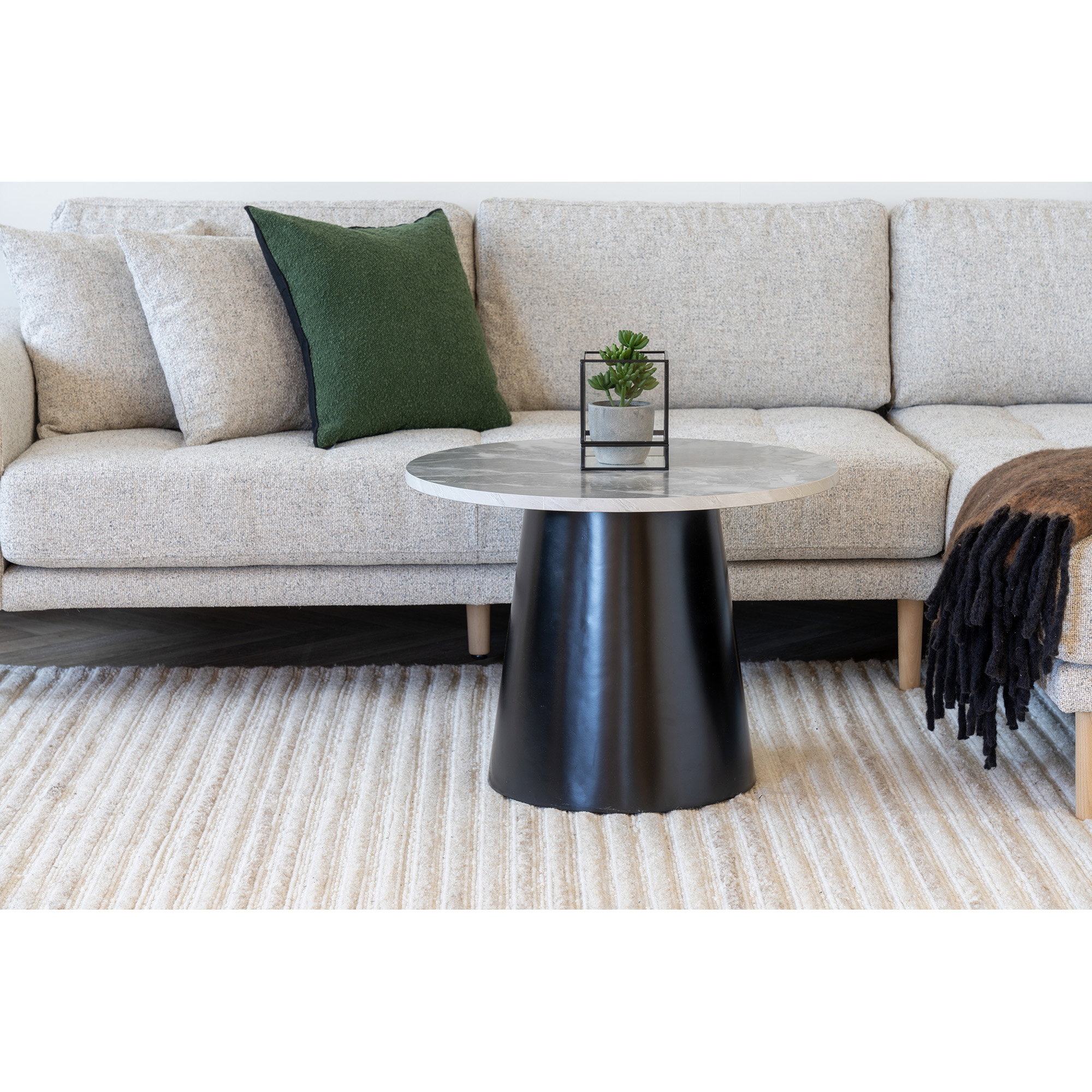 Brito Salontafel