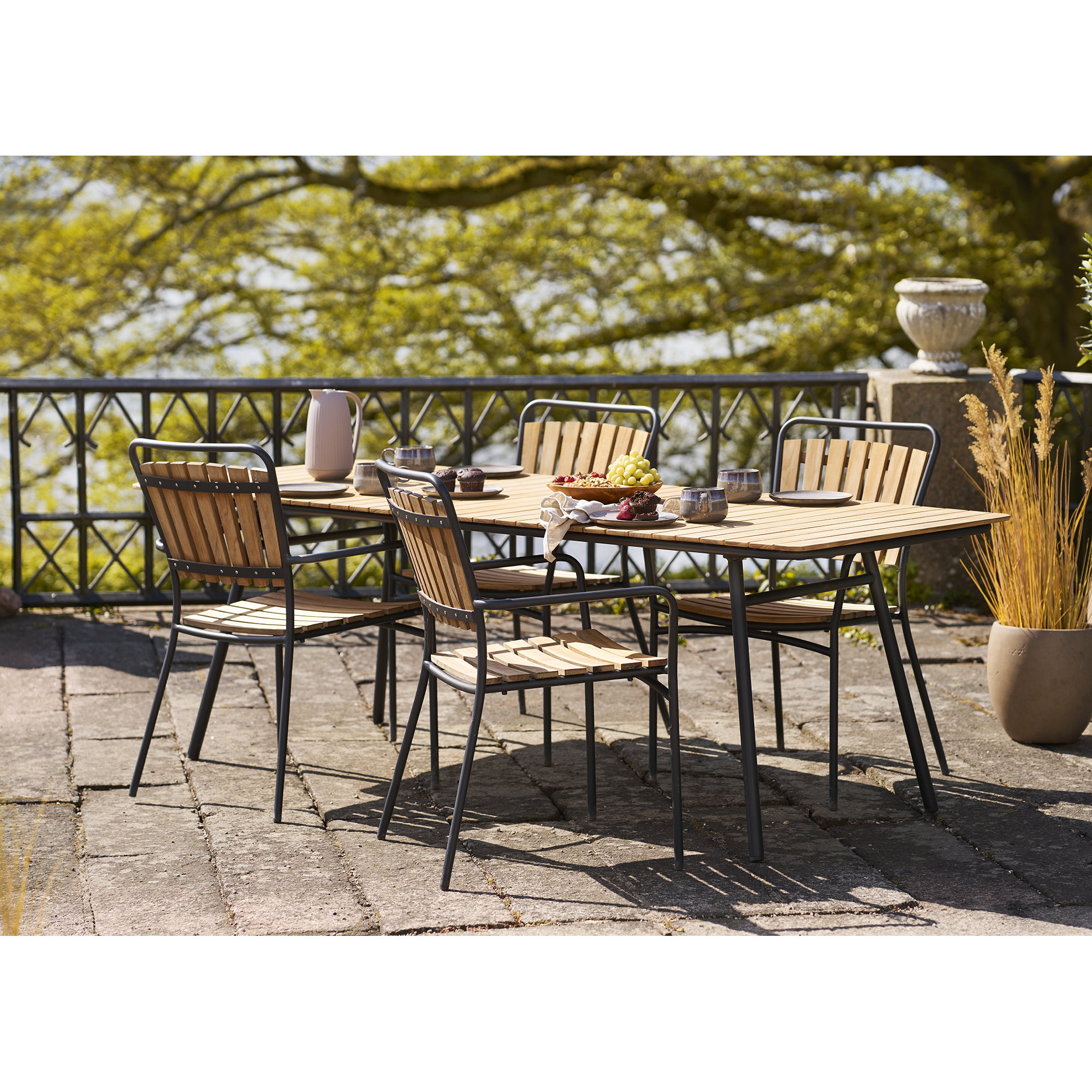 Cleveland Eettafel